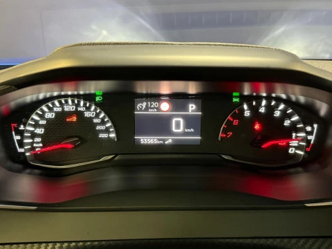 Peugeot 2008 Allure Pack BlueHDI 130 S&S EAT8