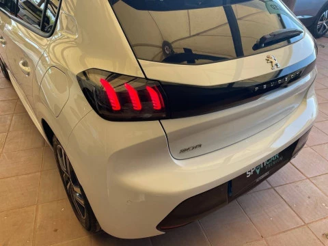 Peugeot 208 BlueHDi 73kW (100CV) Allure Pack