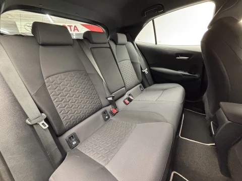 Toyota Corolla 1.8 125H ACTIVE TECH E-CVT