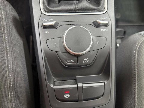 Audi Q2 Design 30 TFSI 85kW (116CV)