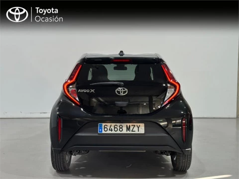 Toyota Aygo X Cross Cross Play