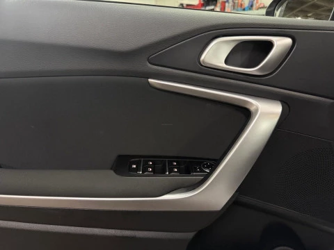 Kia Ceed Tourer Tourer 1.0 T-GDi 74kW (100CV) Concept