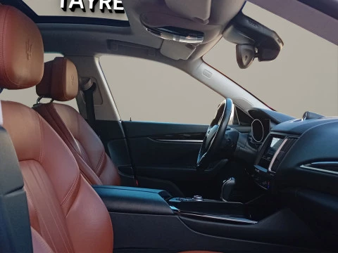 Maserati Levante V6 275 HP D AWD