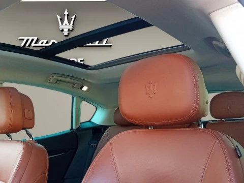 Maserati Levante V6 275 HP D AWD