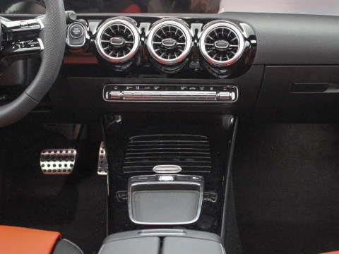 Mercedes-Benz CLA 250 e Coupé
