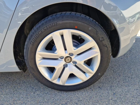 Renault Clio Evolution E-Tech full hybrid 145 (103kw)