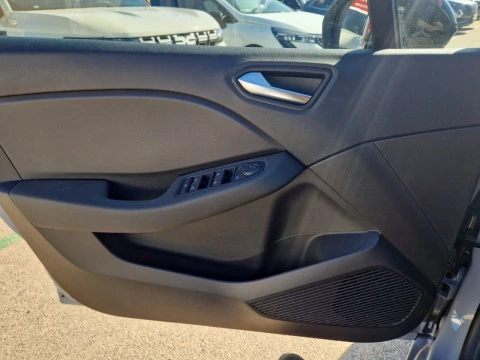 Renault Clio Evolution E-Tech full hybrid 145 (103kw)