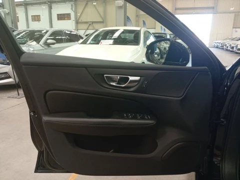 Volvo V60 2.0 T6 AWD Recharge Inscription Auto