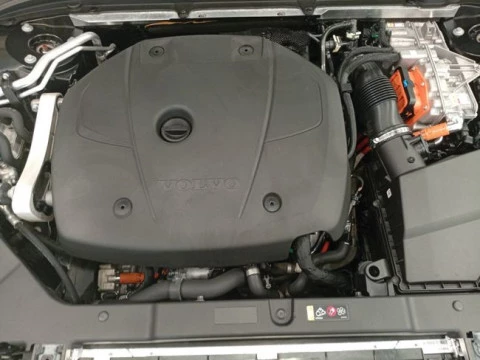 Volvo V60 2.0 T6 AWD Recharge Inscription Auto