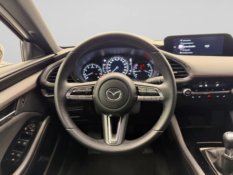 Mazda3 2.0 e-SKYACTIV-G 88KW HOMURA