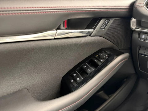 Mazda3 2.0 e-SKYACTIV-G 88KW HOMURA