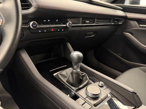 Mazda3 2.0 e-SKYACTIV-G 88KW HOMURA