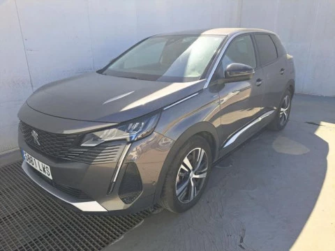 Peugeot 3008 Hybrid 225 e-EAT8 Allure