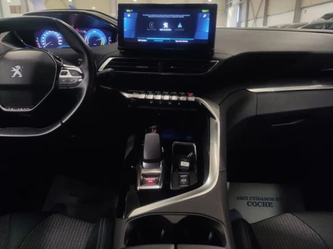 Peugeot 3008 Hybrid 225 e-EAT8 Allure