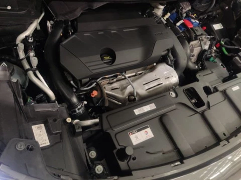 Peugeot 3008 Hybrid 225 e-EAT8 Allure