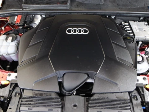 Audi Q7 3.0 60 TFSI E Q TIPTR. BLACK LINE PLUS 5P