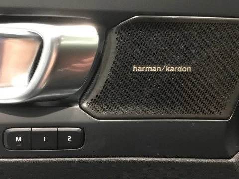 Volvo XC40 XC40 ULTRA B3 MILD HYBRID GASOLINA