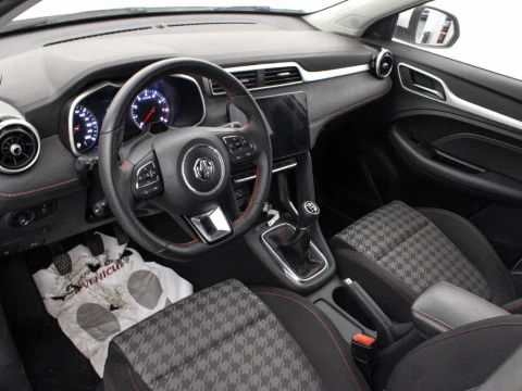 MG ZS 1.5 COMFORT 106 5P