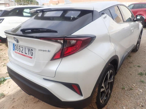Toyota C-HR 1.8 125H Advance