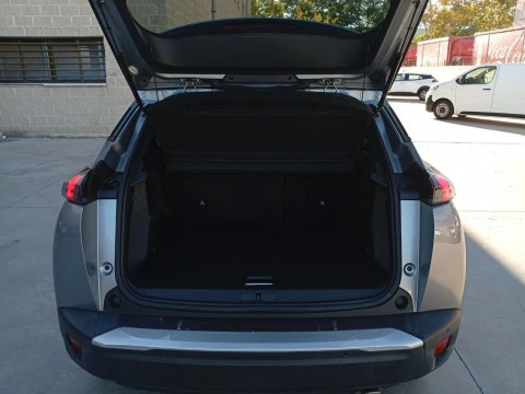 Peugeot 2008 Allure BlueHDI 130 S&S EAT8