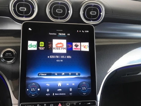 Mercedes-Benz GLC  300 de 4MATIC con tecnología híbrida EQ