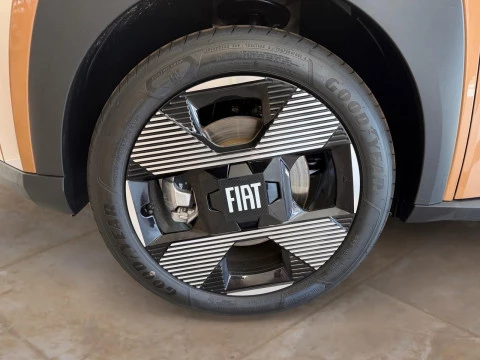 Fiat Grande Panda E La Prima 44kWh 83kW (113cv)