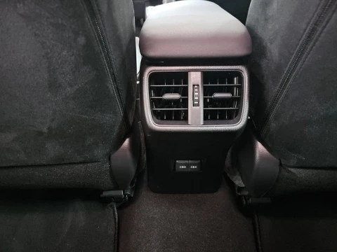 Lexus UX 2.0 250h Business