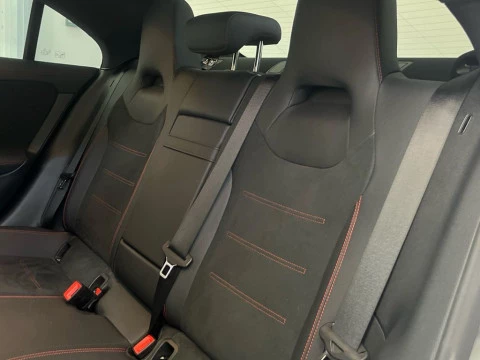 Mercedes-Benz CLA 220 d Coupé