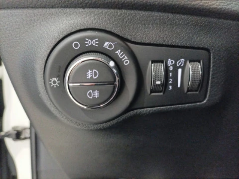 Jeep Compass 2.0 Mjet 103kW Limited 4x4 AD