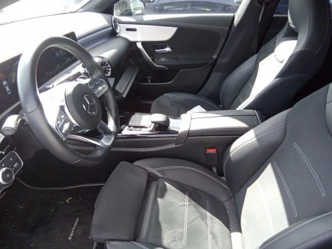 Mercedes-Benz CLA CLA 180