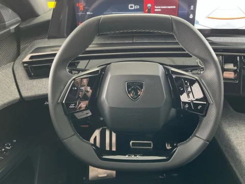 Peugeot 5008 Hybrid 1.2 107KW GT eDCS6