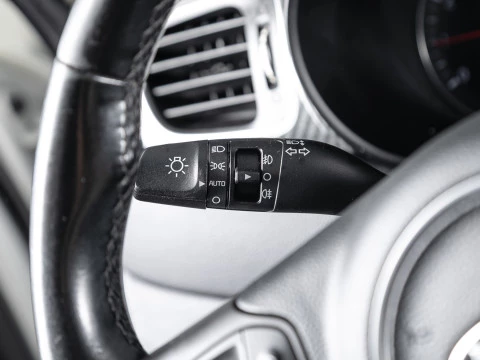 Kia Carens 1.6 GDi 99kW (135CV) Drive