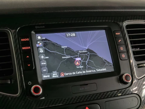 Kia Carens 1.6 GDi 99kW (135CV) Drive