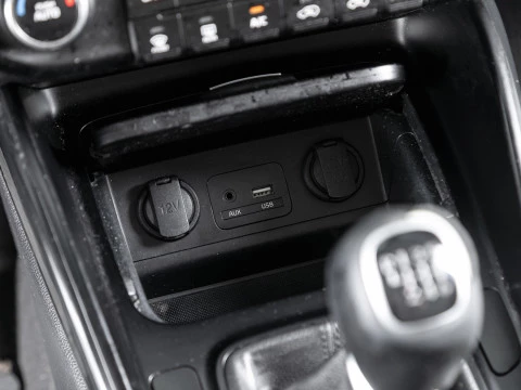 Kia Carens 1.6 GDi 99kW (135CV) Drive