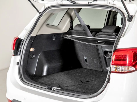 Kia Carens 1.6 GDi 99kW (135CV) Drive