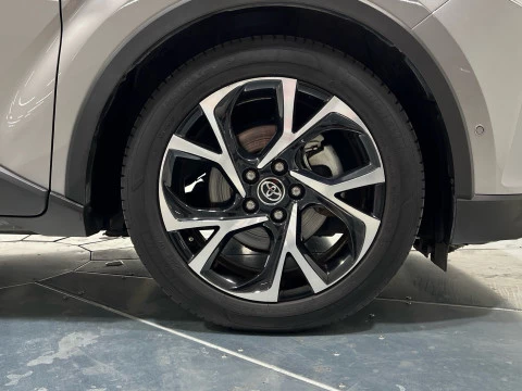 Toyota C-HR 1.8 125H Advance