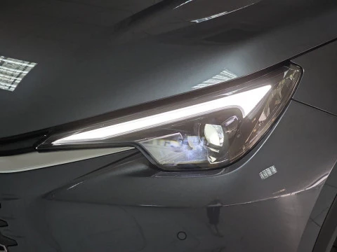 Lexus LBX 1.5 136cv HEV Elegant+ Black