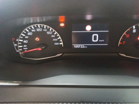 Peugeot 2008 Allure BlueHDI 81kW (110CV)