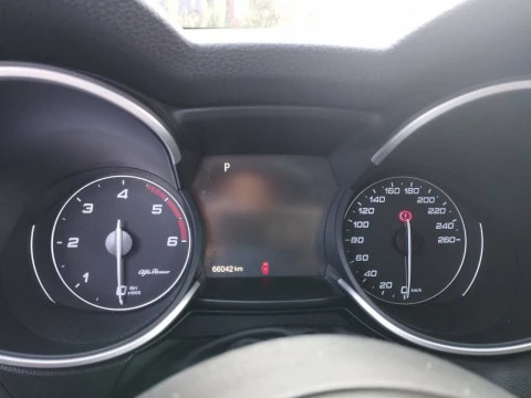 Alfa Romeo Stelvio 2.2 Diésel 140kW (190CV) Sprint+ Q4