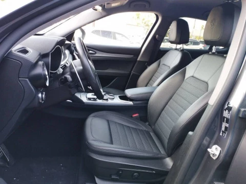 Alfa Romeo Stelvio 2.2 Diésel 140kW (190CV) Sprint+ Q4