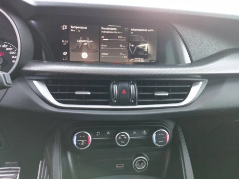 Alfa Romeo Stelvio 2.2 Diésel 140kW (190CV) Sprint+ Q4