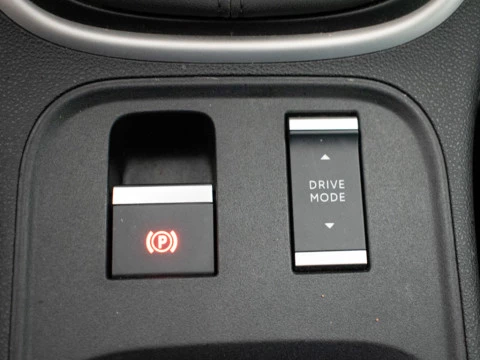 Jeep Avenger 1.2 G 74KW ALTITUDE 5P