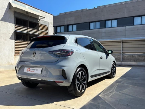 Renault Clio TECHNO 1.0 TCE 90CV 5P