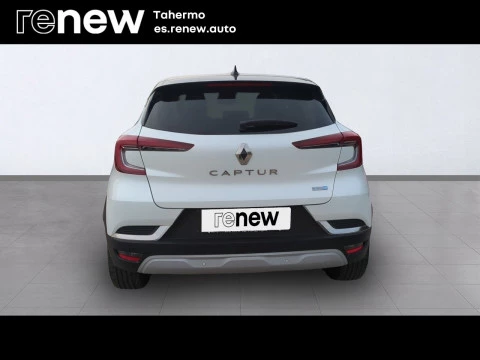 Renault Captur Fast Track E-TECH PHEV 160cv