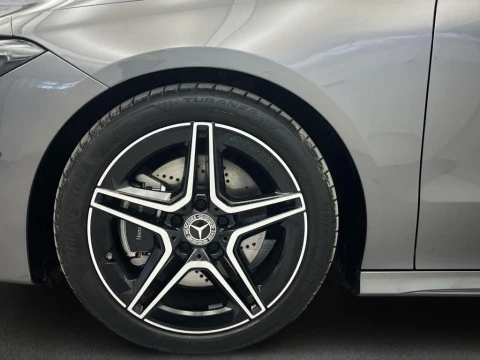 Mercedes-Benz CLA 220 D DCT