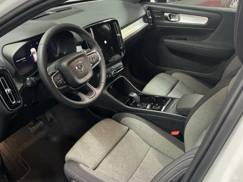 Volvo XC40 XC40 B3 PLUS DARK