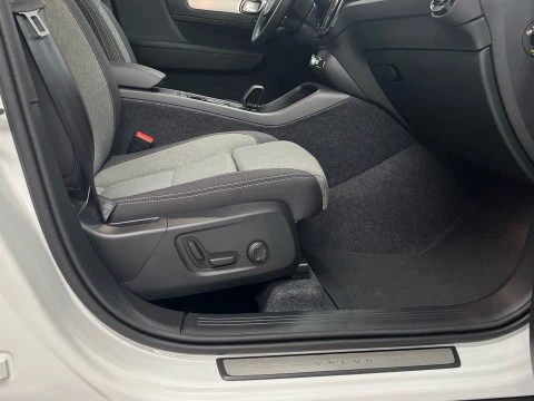 Volvo XC40 XC40 B3 PLUS DARK