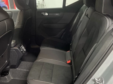 Volvo XC40 XC40 B3 PLUS BLACK EDITION