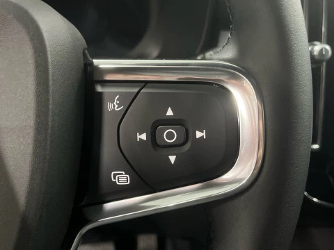 Volvo XC40 XC40 B3 PLUS BLACK EDITION