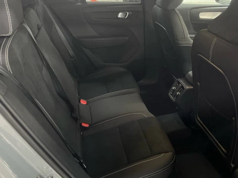 Volvo XC40 XC40 B3 PLUS BLACK EDITION